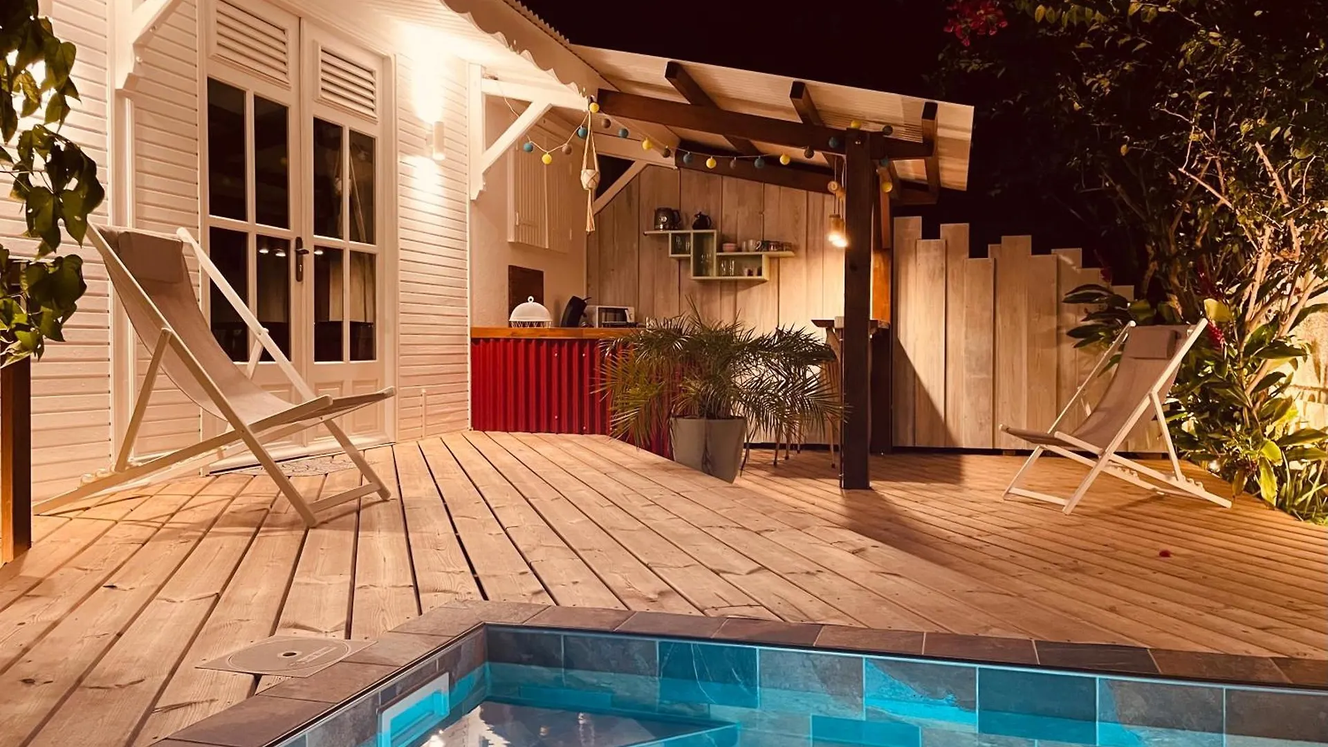 Les Coulirooms - Suite Avec Jacuzzi Et Grande Terrasse Sainte-Anne