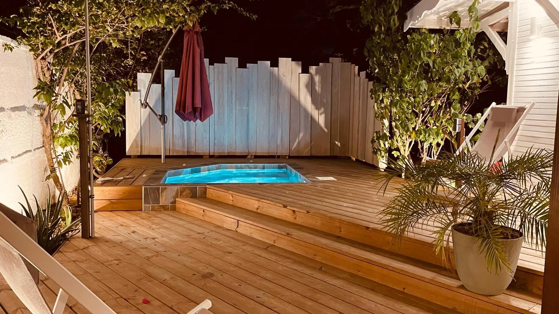Apartament Les Coulirooms - Suite Avec Jacuzzi Et Grande Terrasse Sainte-Anne  Gwadelupa