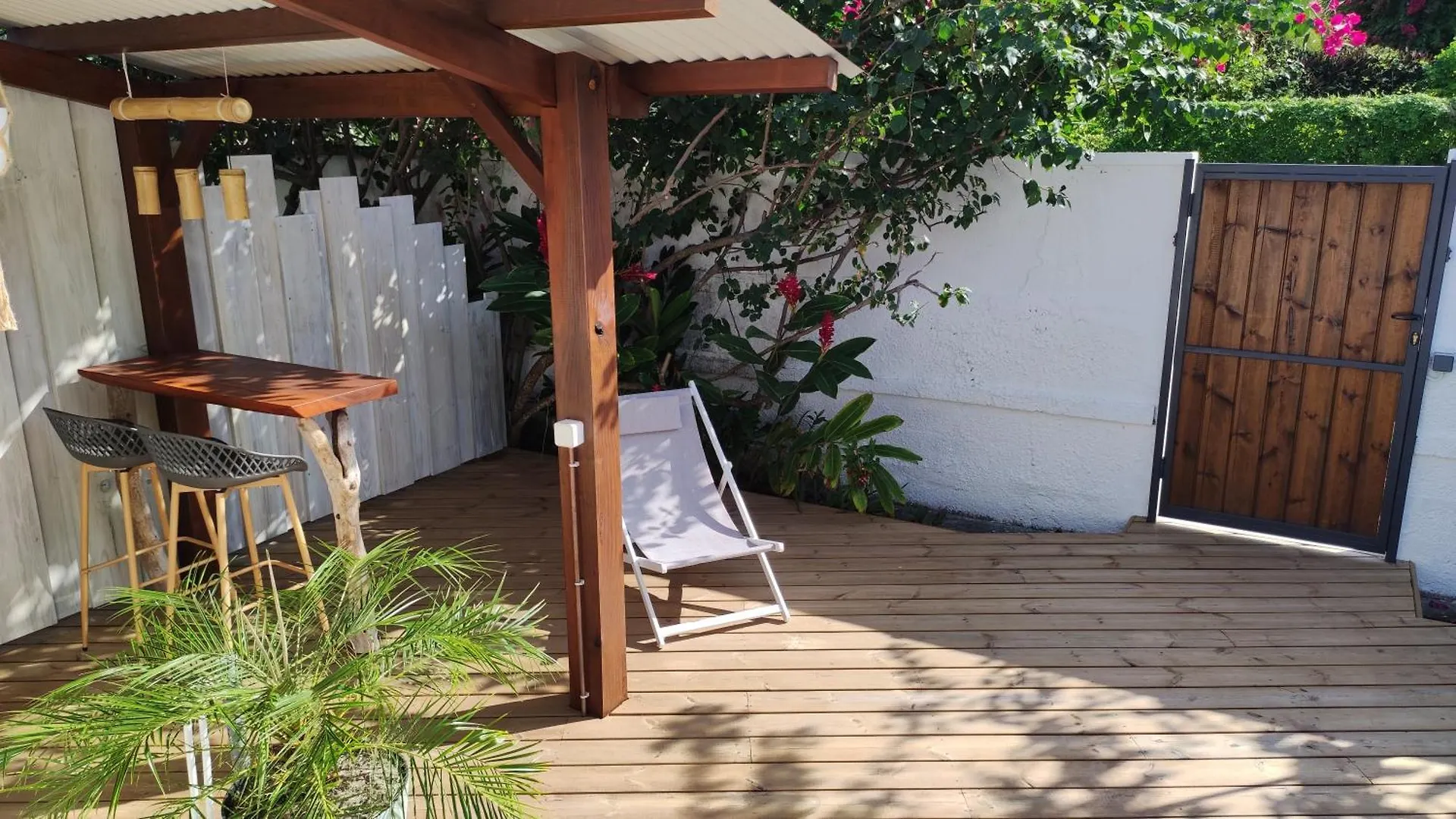 Apartament Les Coulirooms - Suite Avec Jacuzzi Et Grande Terrasse Sainte-Anne  Gwadelupa
