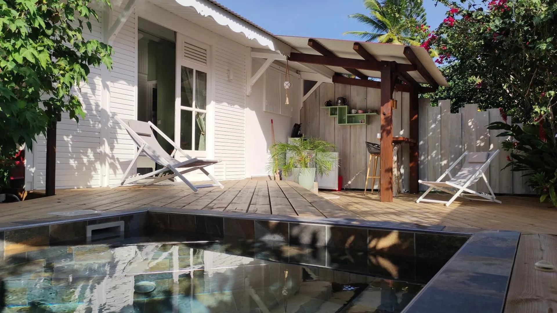 Les Coulirooms - Suite Avec Jacuzzi Et Grande Terrasse Sainte-Anne  Sainte-Anne (Grande-Terre)