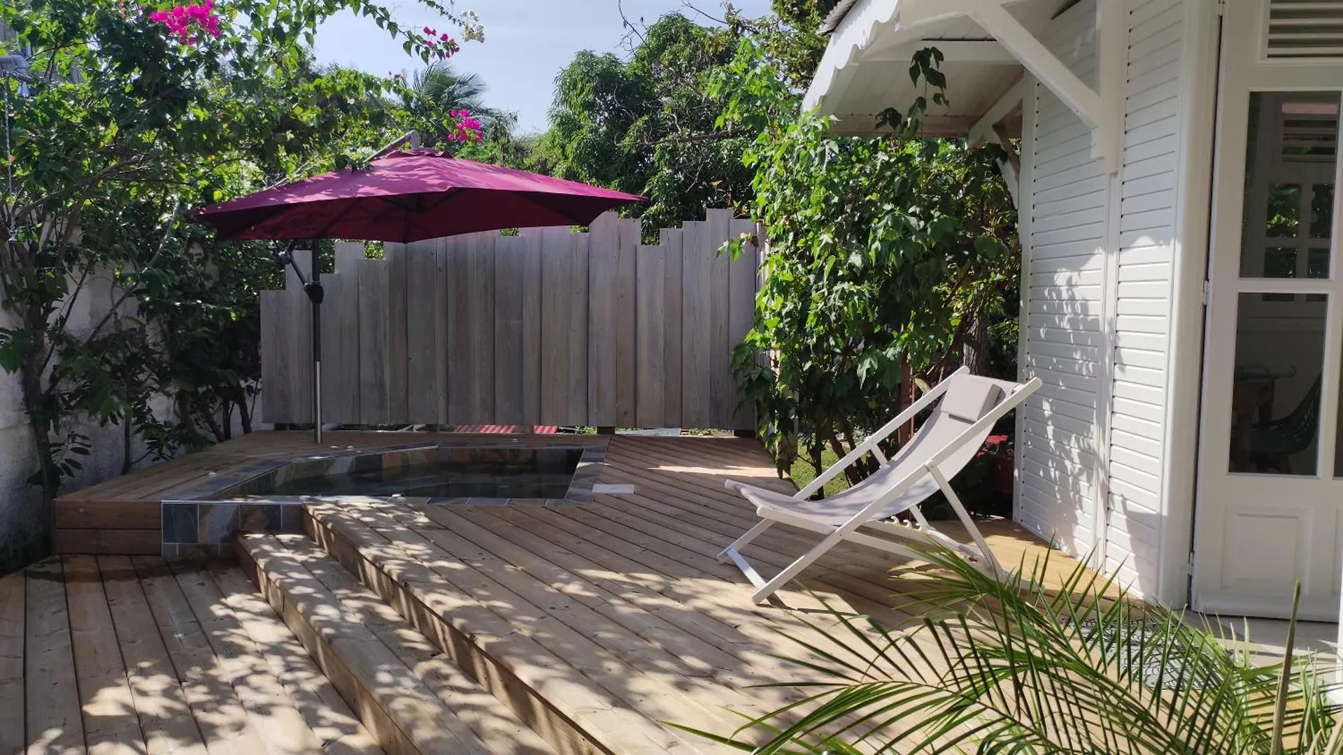 Apartament Les Coulirooms - Suite Avec Jacuzzi Et Grande Terrasse Sainte-Anne