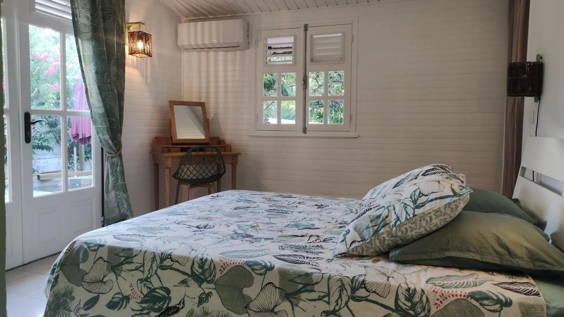 Les Coulirooms - Suite Avec Jacuzzi Et Grande Terrasse Sainte-Anne  0*, Sainte-Anne (Grande-Terre) Gwadelupa